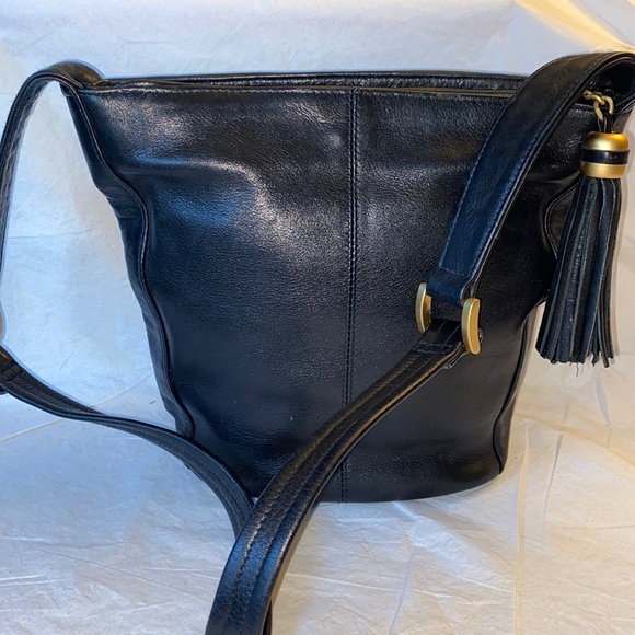 Tignanello Bags Vintage Tiganello Black Leather Zip Top Crossbody